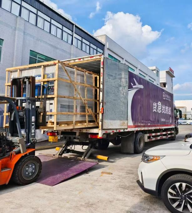 裝車出貨 裝車出貨